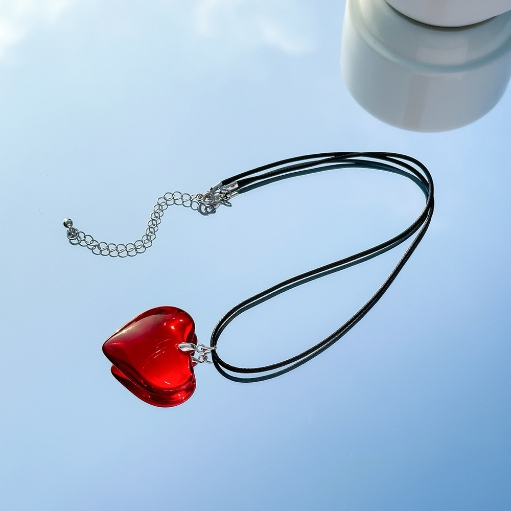 Elegant Red Heart Pendant Necklace